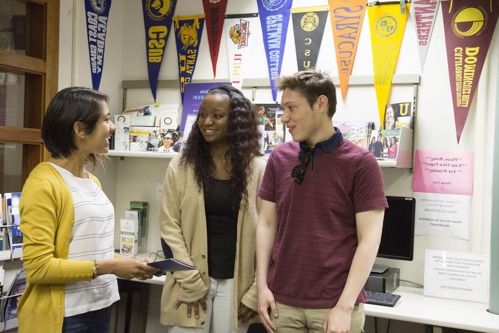 students receive help in the transfer center
